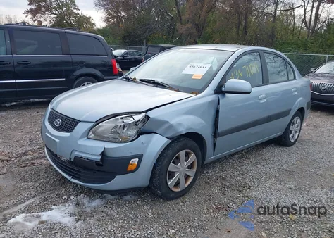 2006 Kia Rio Lx z USA, uszkodzony, nr VIN KNADE123766158757